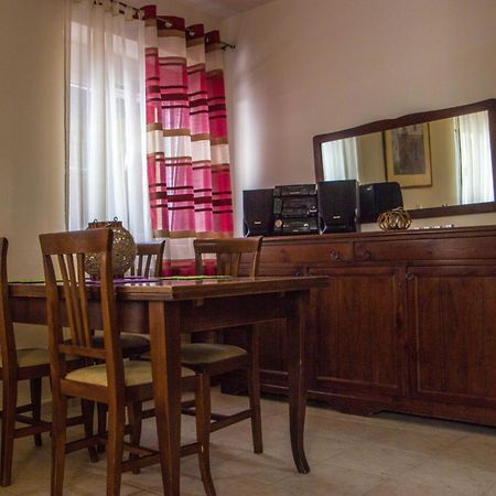 Elizabeth'S Place Heraklion  ภายนอก รูปภาพ