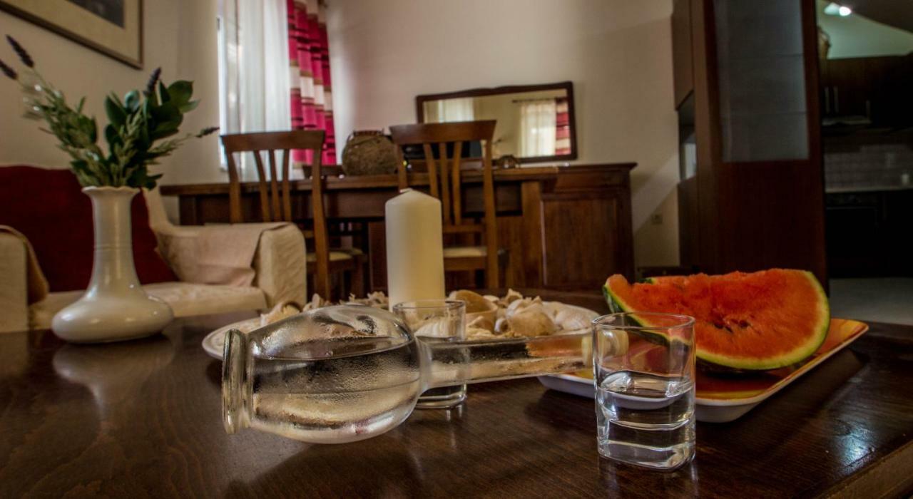 Elizabeth'S Place Heraklion  ภายนอก รูปภาพ