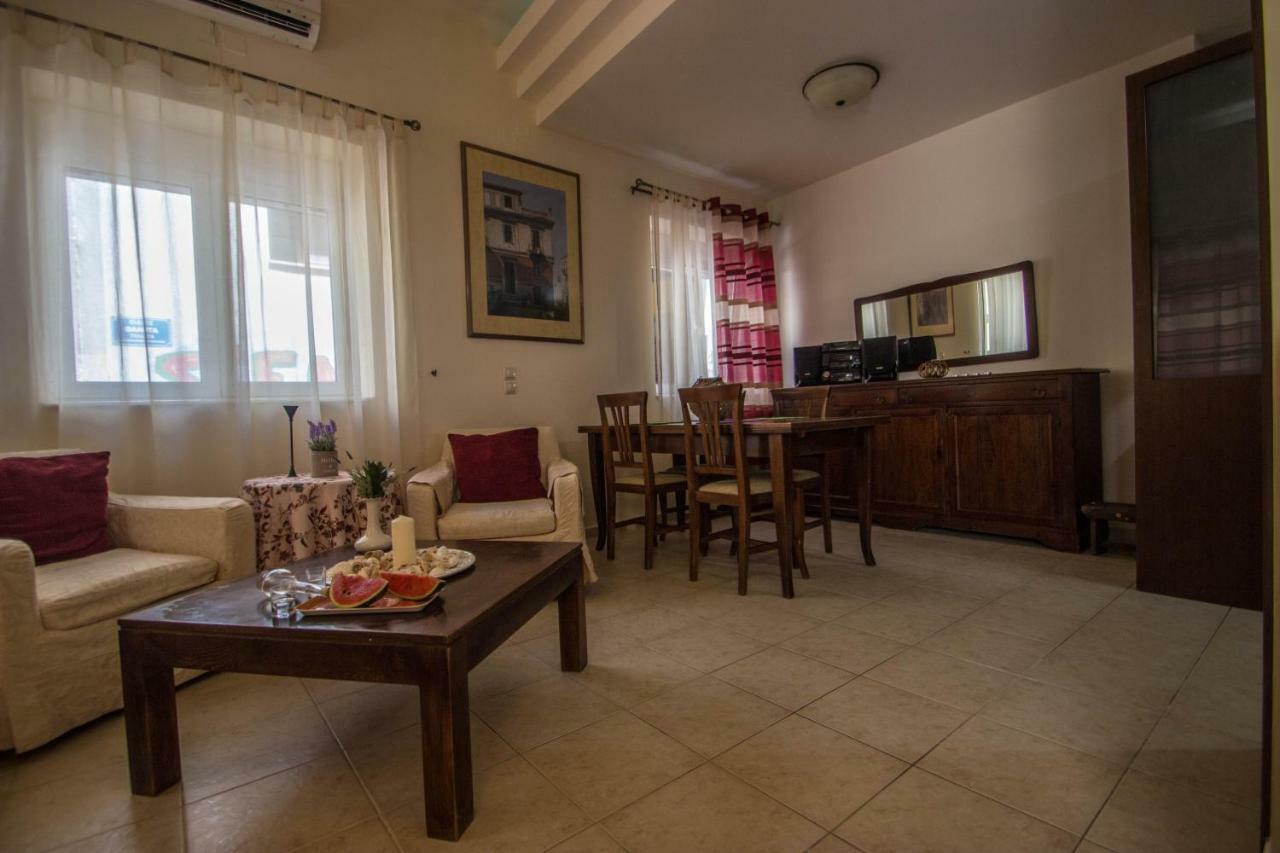 Elizabeth'S Place Heraklion  ภายนอก รูปภาพ