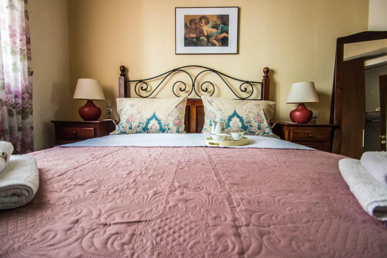 Elizabeth'S Place Heraklion  ภายนอก รูปภาพ